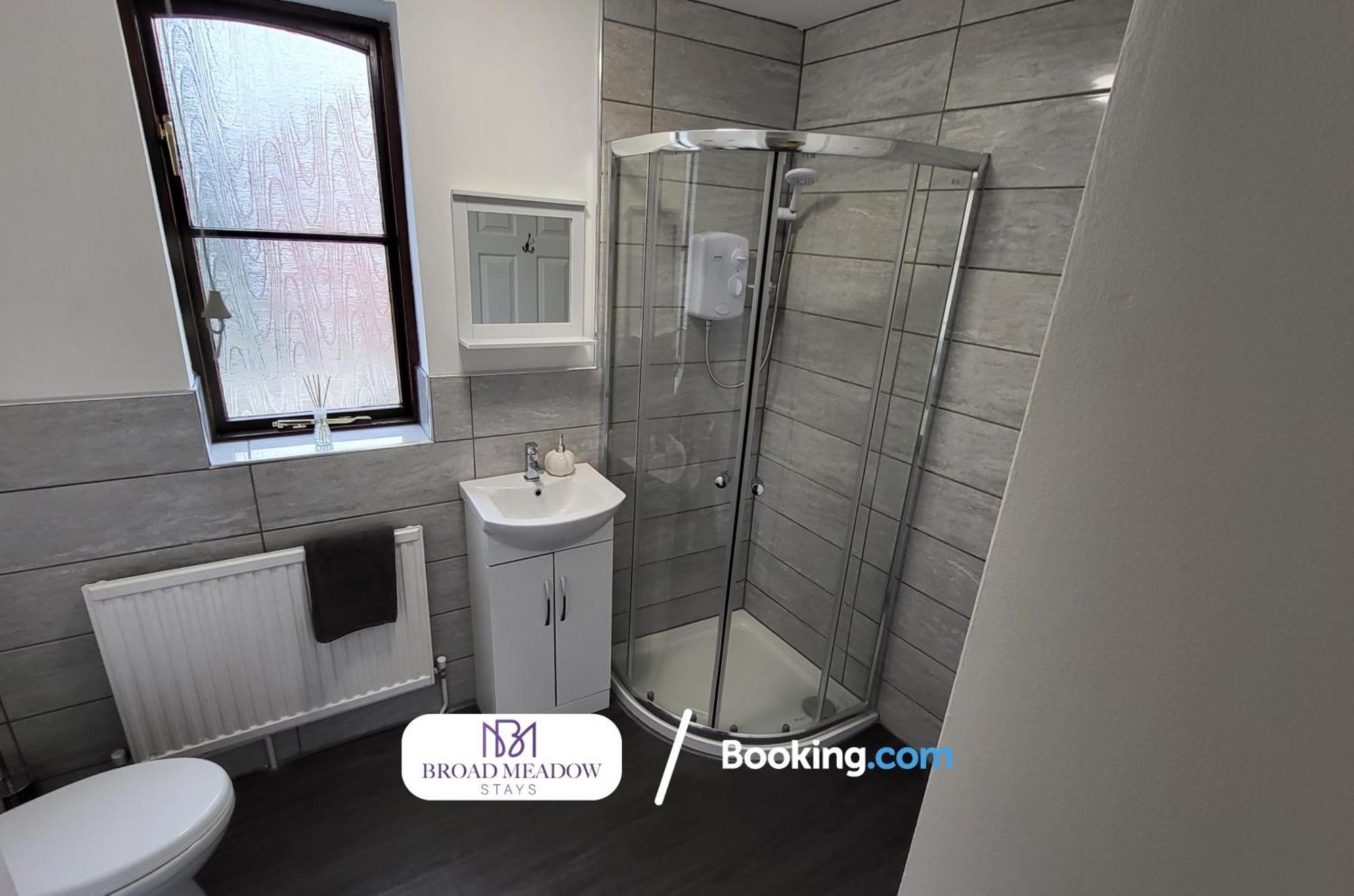 Last-Minute Offers L 3-Bed House By Broad Meadow Stays L Short Lets L Family, Business, Students L Lincoln L Parking Экстерьер фото