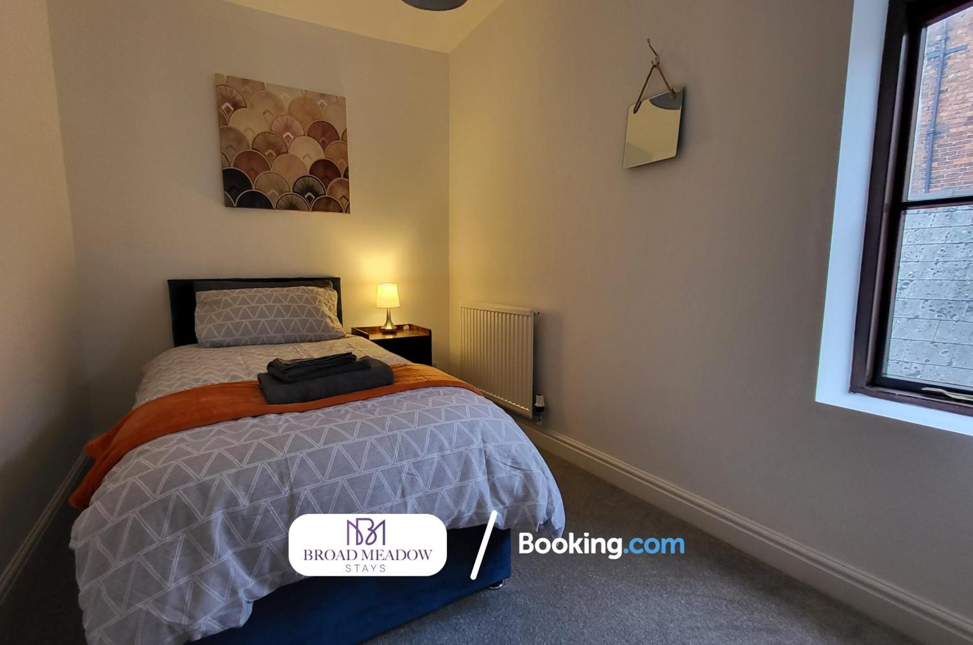 Last-Minute Offers L 3-Bed House By Broad Meadow Stays L Short Lets L Family, Business, Students L Lincoln L Parking Экстерьер фото