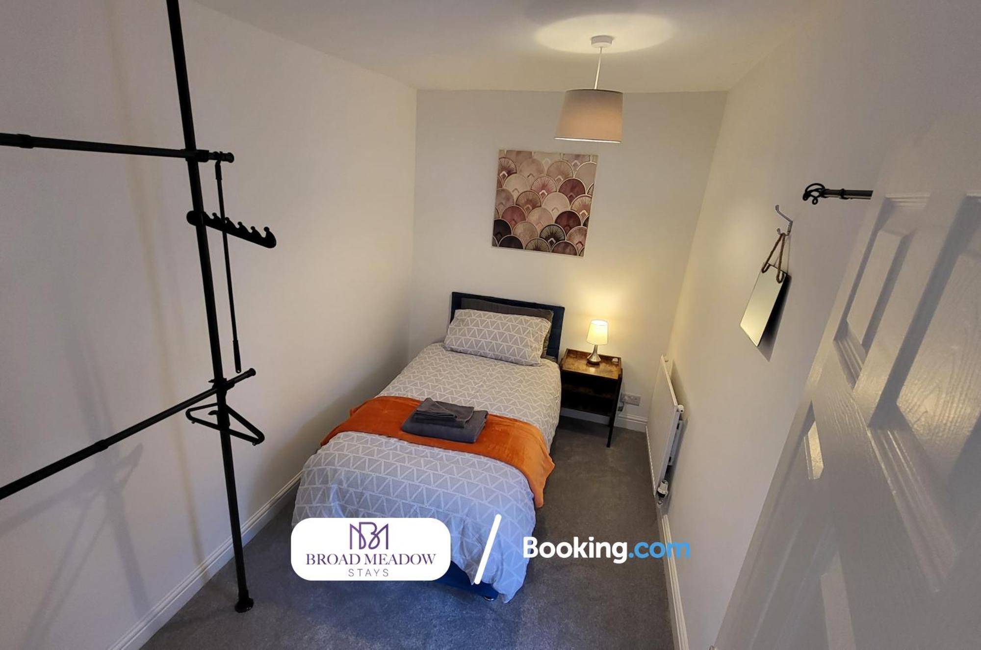 Last-Minute Offers L 3-Bed House By Broad Meadow Stays L Short Lets L Family, Business, Students L Lincoln L Parking Экстерьер фото