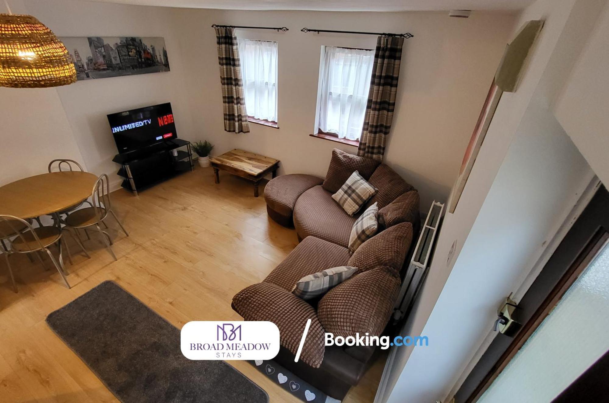 Last-Minute Offers L 3-Bed House By Broad Meadow Stays L Short Lets L Family, Business, Students L Lincoln L Parking Экстерьер фото