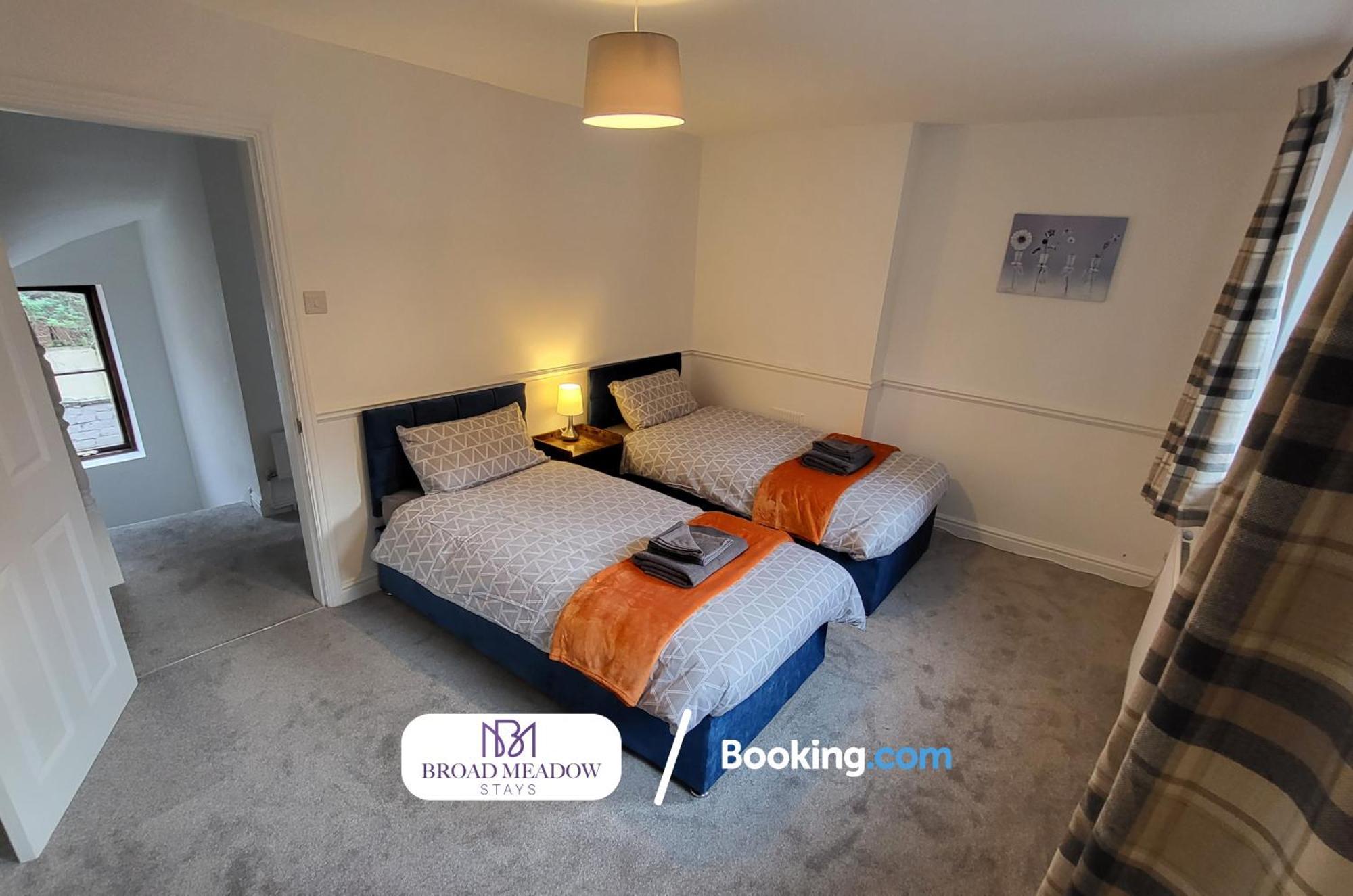 Last-Minute Offers L 3-Bed House By Broad Meadow Stays L Short Lets L Family, Business, Students L Lincoln L Parking Экстерьер фото